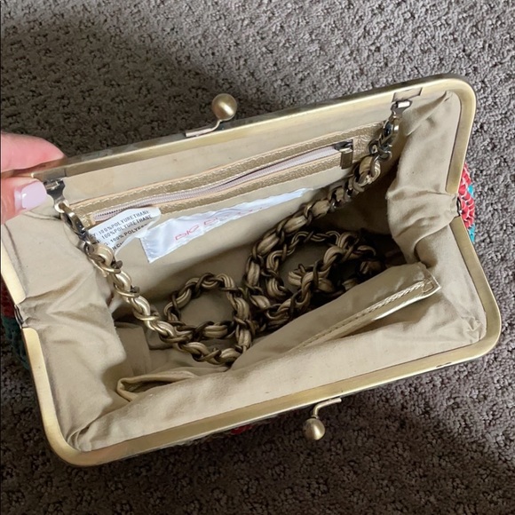 Adorable fashion clutch - Picture 2 of 3